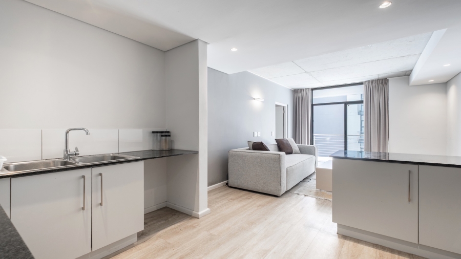 To Let 1 Bedroom Property for Rent in Woodstock Western Cape